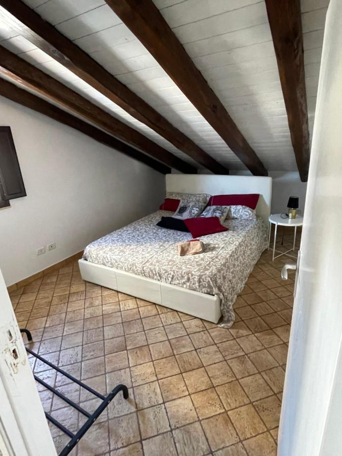 Apartament La Mansarda Dei Mori Katania Zewnętrze zdjęcie
